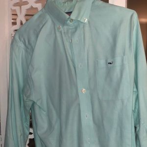 Vineyard vines button down “Tucker” shirt